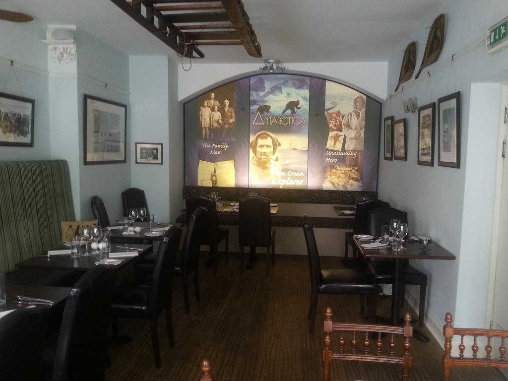 Tom Crean Base Camp - Food Drink Bed Hotel Kenmare Bagian luar foto