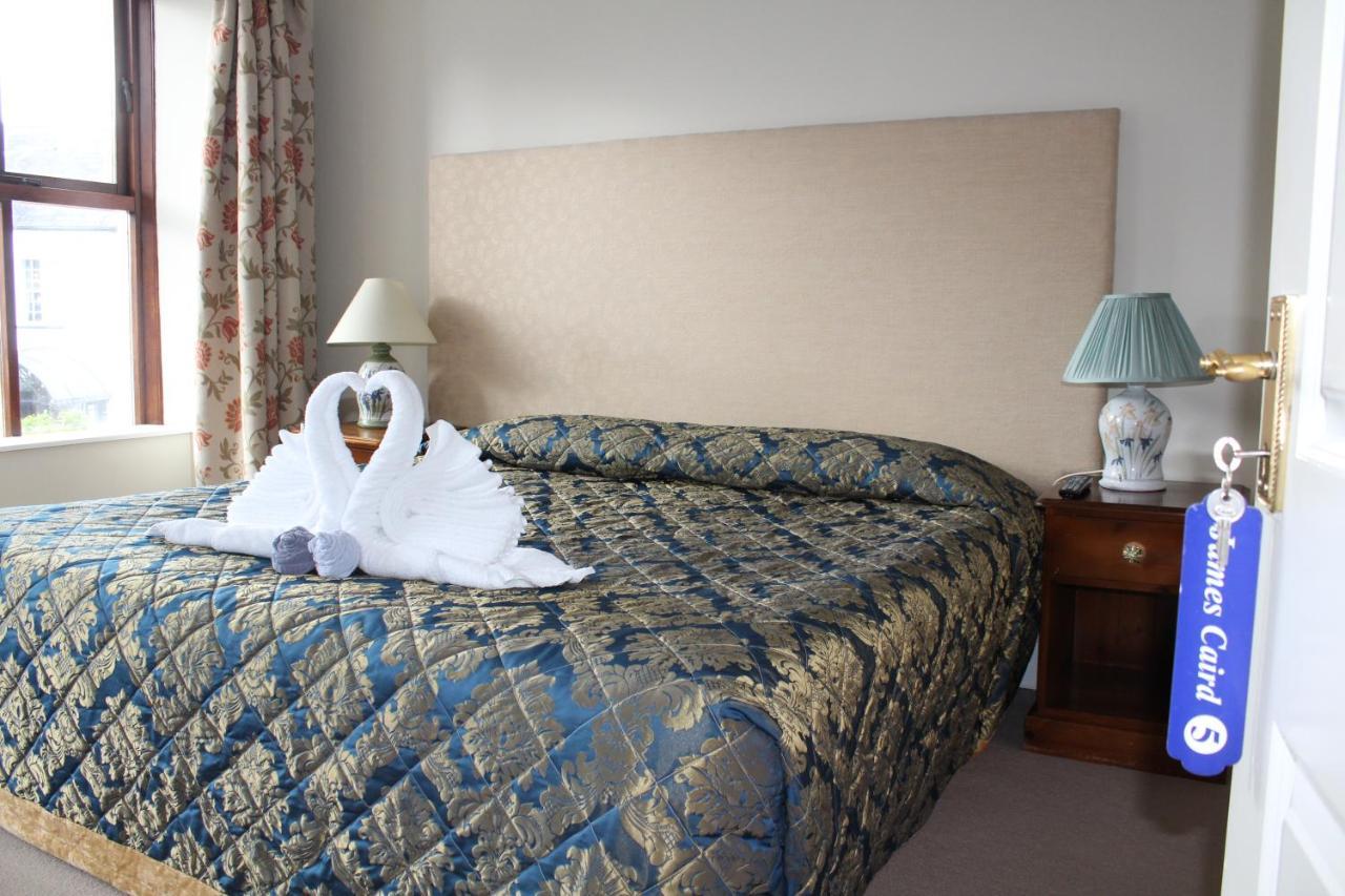 Tom Crean Base Camp - Food Drink Bed Hotel Kenmare Bagian luar foto