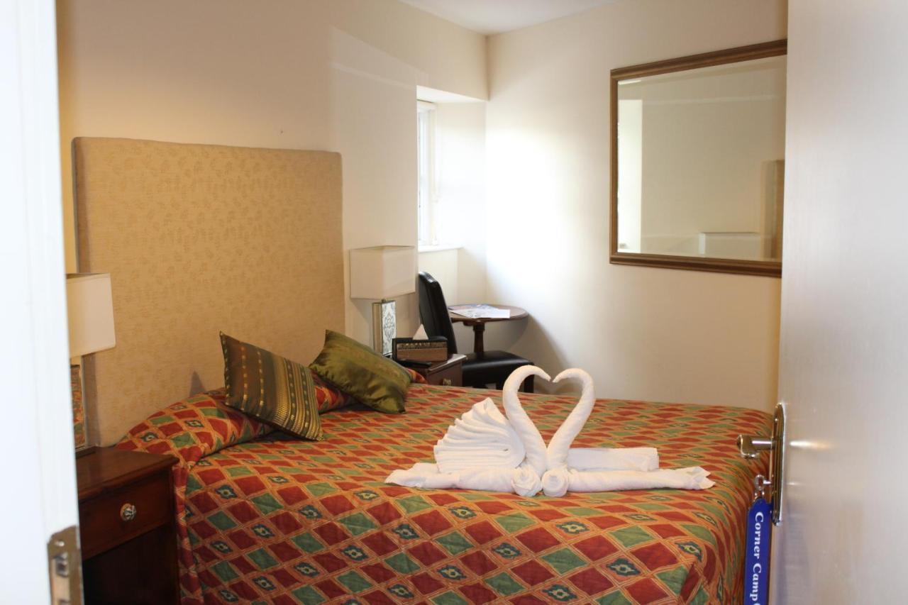 Tom Crean Base Camp - Food Drink Bed Hotel Kenmare Bagian luar foto